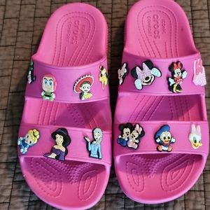 Crocs w8 m6 with Disney charms